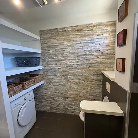 Appartement F3 Parking Gratuit Clim Port 5min Aéroport 10min Ajaccio (Corsica)