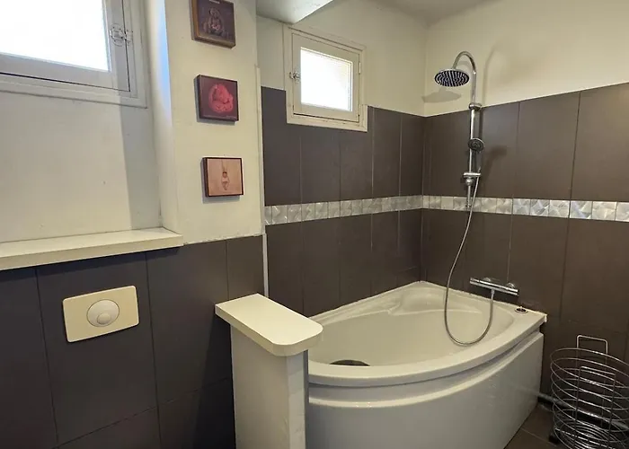 F3 Parking Gratuit Clim Port 5min Aeroport 10min Appartement