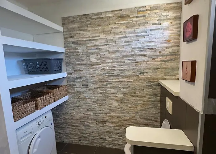 Appartement F3 Parking Gratuit Clim Port 5min Aeroport 10min Ajaccio (Corsica)