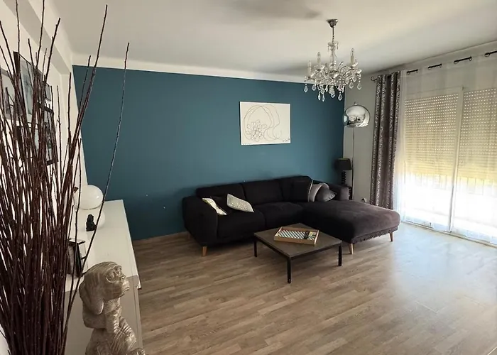 F3 Parking Gratuit Clim Port 5min Aeroport 10min *