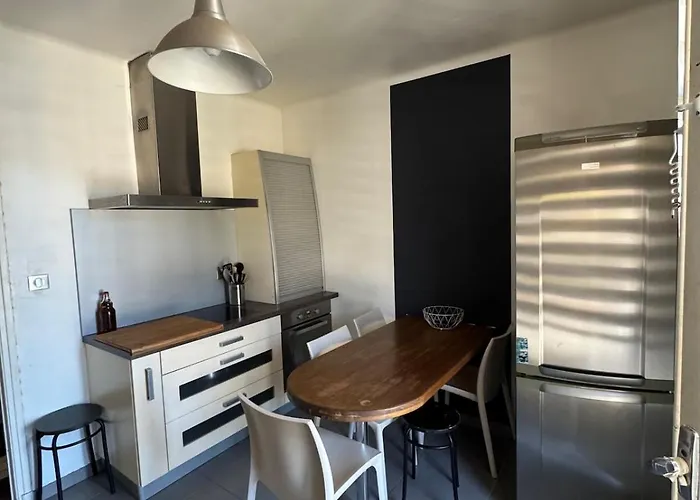 F3 Parking Gratuit Clim Port 5min Aeroport 10min Appartement Ajaccio (Corsica)