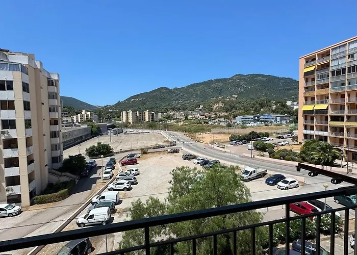 F3 Parking Gratuit Clim Port 5min Aeroport 10min *