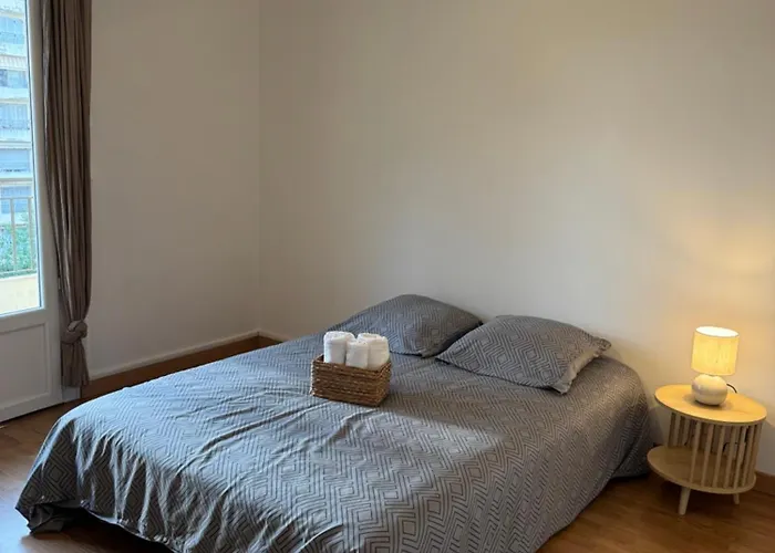 F3 Parking Gratuit Clim Port 5min Aeroport 10min Appartement